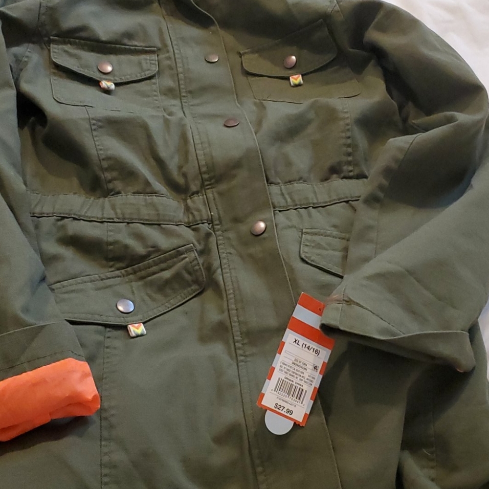 Target Jacket - Picture 2 of 7